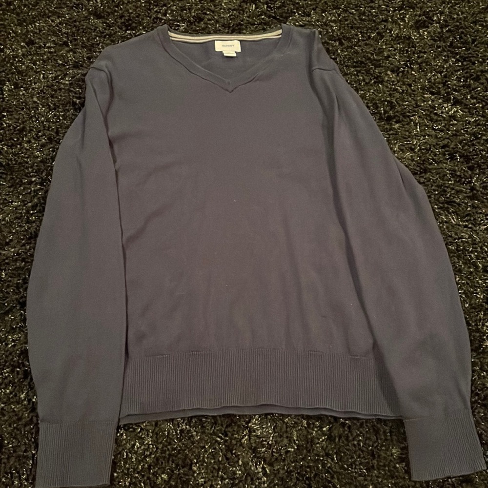 Old navy mens navy blue v neck sweater. EUC